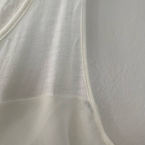 Loft Outlet Cream Tank Top Shell Women’s Size Large Sheer Tiered Overlay - Picture 7 of 8